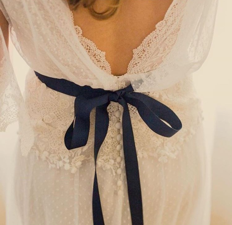 vestido-novia-lazo-azul